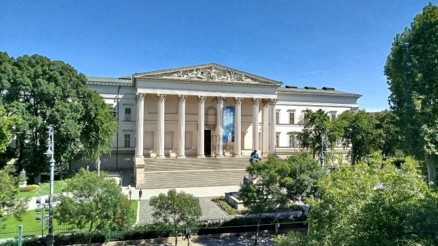 Eladó téglalakás, Budapesten, V. kerületben 65 M Ft, 1 szobás