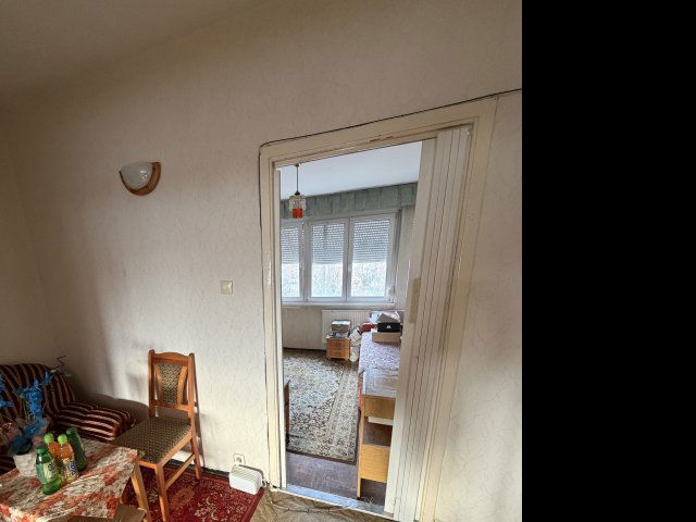 Eladó panellakás, Tatabányán 41.9 M Ft, 2 szobás