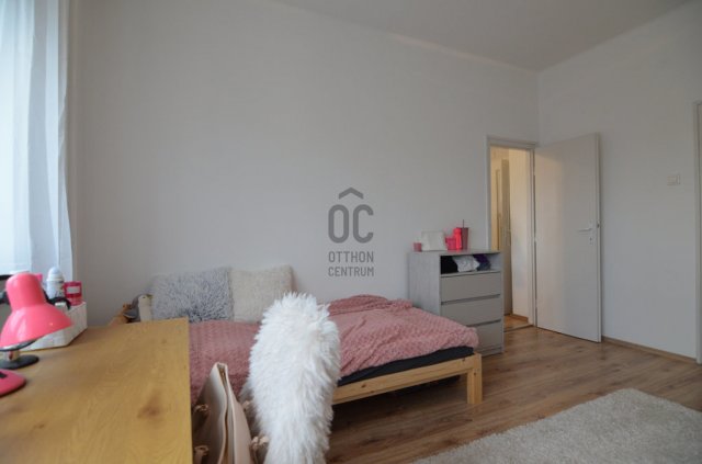 Eladó téglalakás, Győrött 55 M Ft, 2 szobás