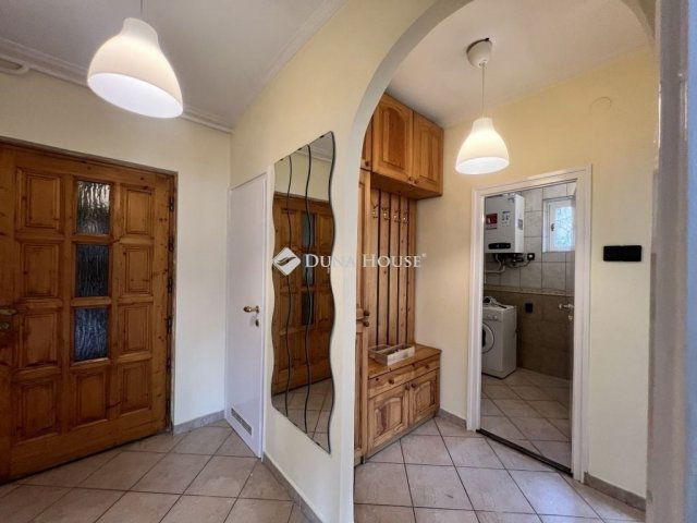 Eladó téglalakás, Budapesten, XX. kerületben 63.9 M Ft, 2 szobás