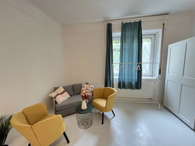 Kiadó téglalakás, albérlet, I. kerületben, Vám utcában