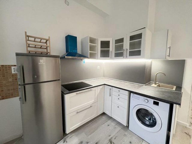 Eladó téglalakás, Budapesten, VII. kerületben, Csengery utcában