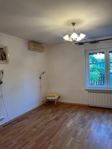 Eladó családi ház, Budapesten, IV. kerületben 75 M Ft, 2 szobás