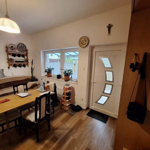 Eladó családi ház, Siófokon 122 M Ft, 5 szobás