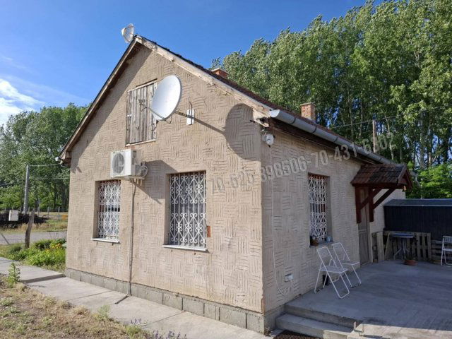 Eladó családi ház, Csemőn 27.9 M Ft, 2 szobás