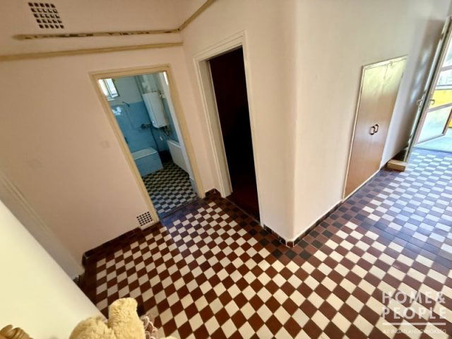 Eladó családi ház, Szegeden 74 M Ft, 3 szobás