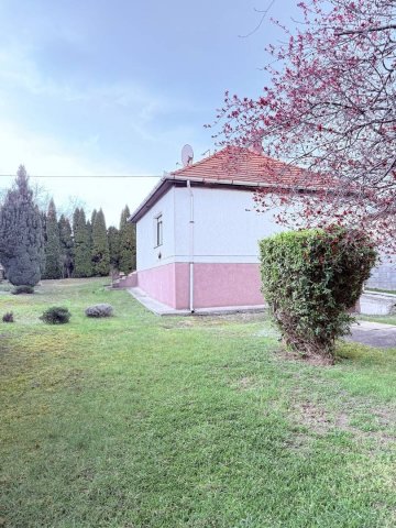 Eladó családi ház, Érden 89 M Ft, 2 szobás
