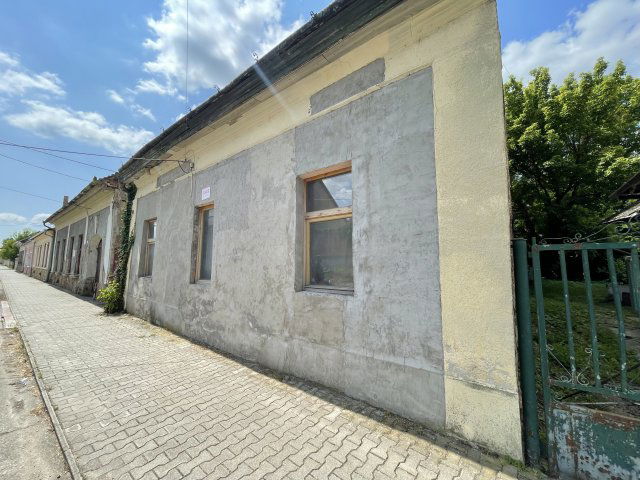 Eladó családi ház, Szerencsen 16.9 M Ft, 5 szobás