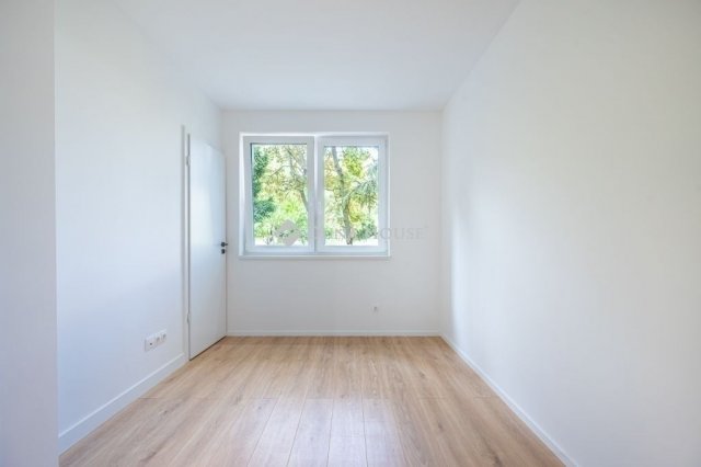 Eladó téglalakás, Budapesten, XII. kerületben 174.9 M Ft