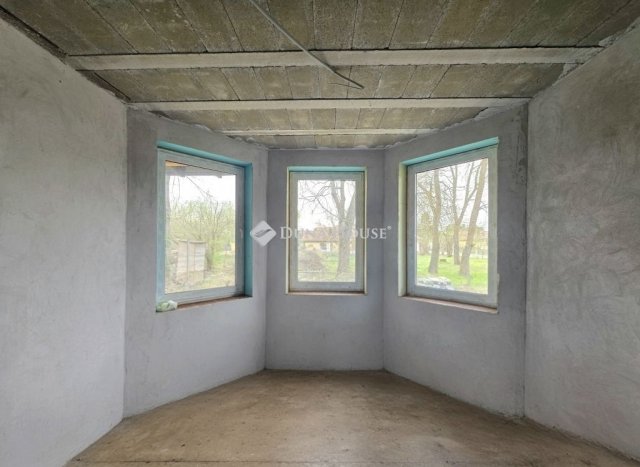 Eladó családi ház, Tóalmáson 109 M Ft, 4 szobás