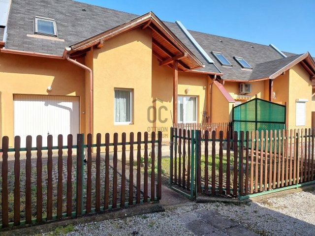 Eladó családi ház, Balatonszárszón 67 M Ft, 4 szobás