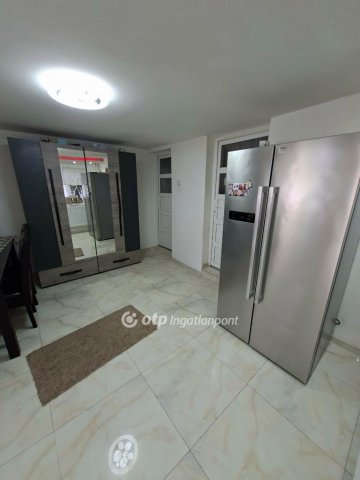 Eladó családi ház, Nyíradonyban 19.9 M Ft, 1 szobás