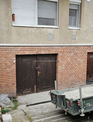 Eladó garázs, Budapesten, IV. kerületben, Baross utcában