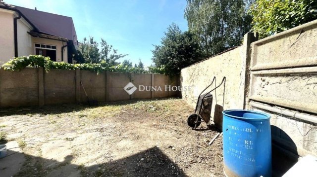 Eladó családi ház, Szombathelyen 69.99 M Ft, 6 szobás