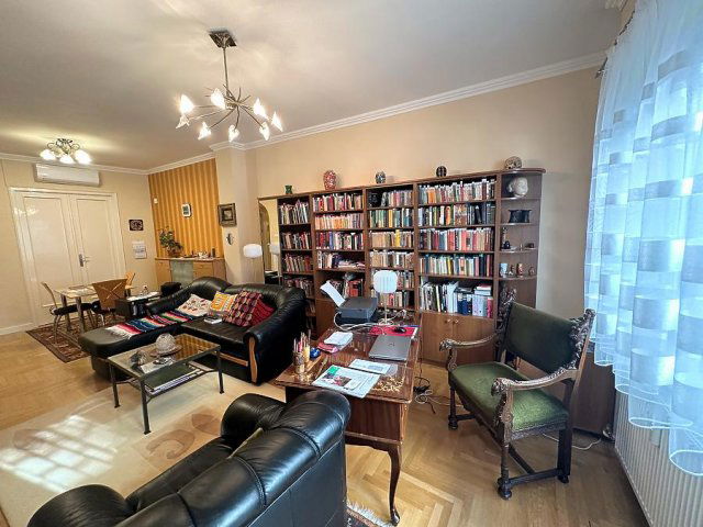 Eladó téglalakás, XIII. kerületben, Victor Hugo utcában