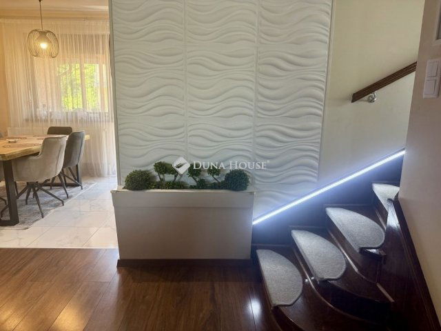 Eladó családi ház, Debrecenben 169.9 M Ft, 1 szobás