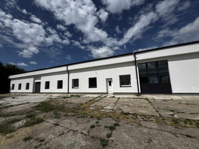 Kiadó üzlethelyiség, Téten 1500 E Ft / hó