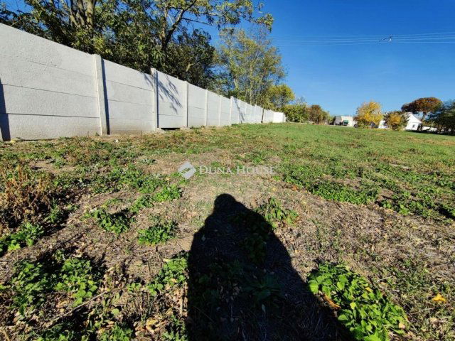 Eladó ipari ingatlan, Monoron 40 M Ft / költözzbe.hu