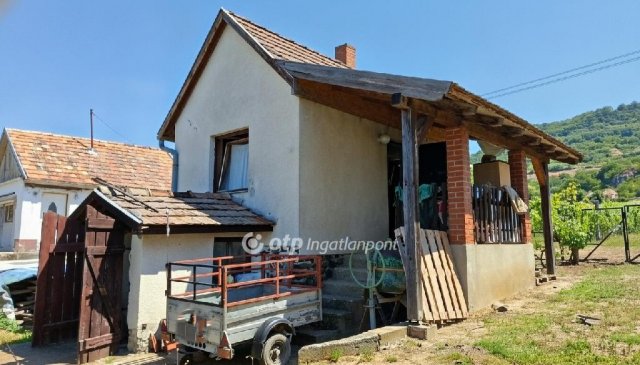 Eladó telek, Somlószőlősön 10.9 M Ft / költözzbe.hu