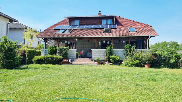 Eladó családi ház, Érden, Tó utcában 147.9 M Ft, 6+1 szobás