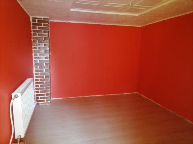 Eladó családi ház, Dunaújvárosban 15.8 M Ft, 2 szobás