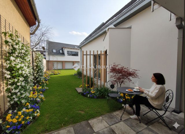 Eladó téglalakás, Kecskeméten 92.5 M Ft, 3 szobás