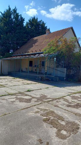 Eladó családi ház, Monoron 50 M Ft, 3 szobás