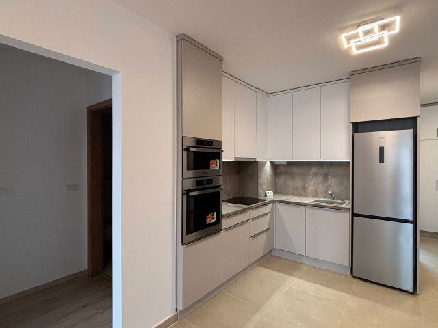 Kiadó téglalakás, albérlet, Tatabányán 300 E Ft / hó