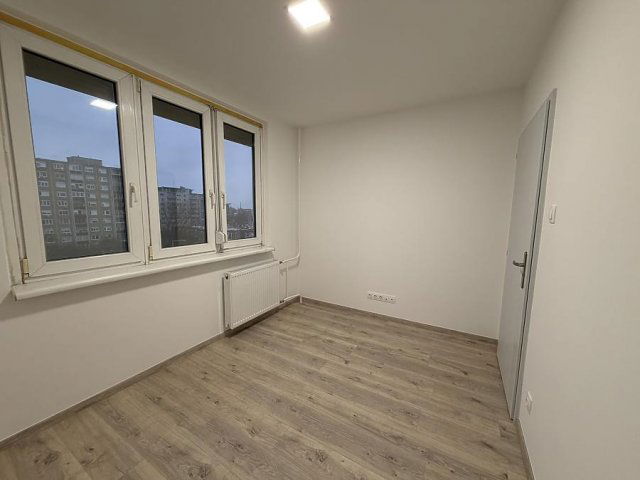 Eladó panellakás, IV. kerületben, Berda József utcában