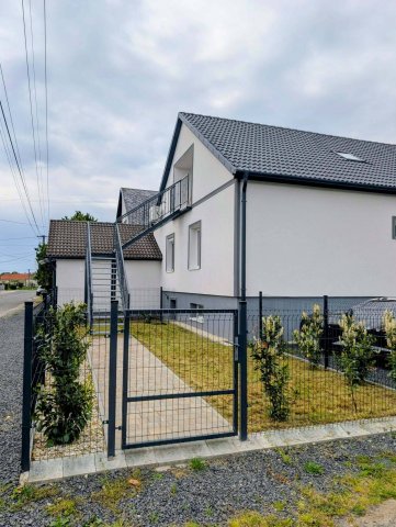 Eladó téglalakás, Sármelléken 38.8 M Ft, 2 szobás