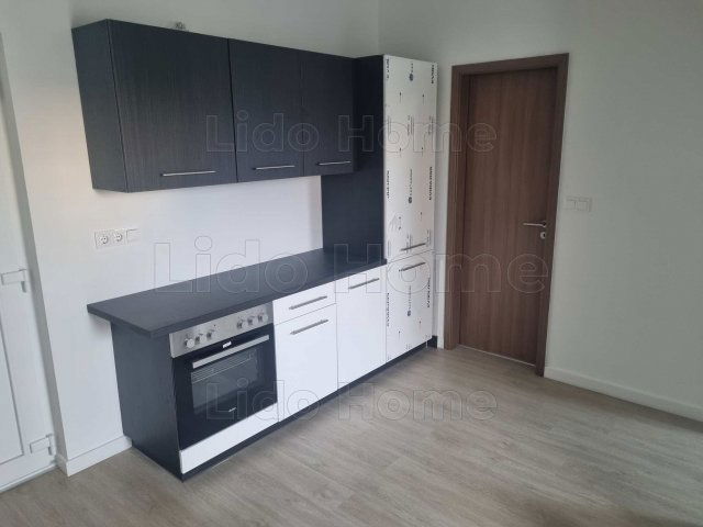 Eladó téglalakás, Siófokon 49.9 M Ft, 2 szobás