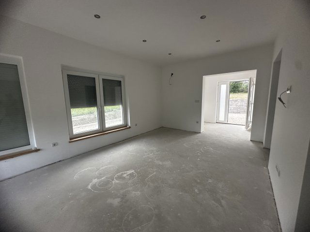 Eladó családi ház, Alsópáhokon 120 M Ft, 3 szobás