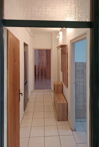 Kiadó panellakás, albérlet, Pécsett, Nagy Lajos király útján