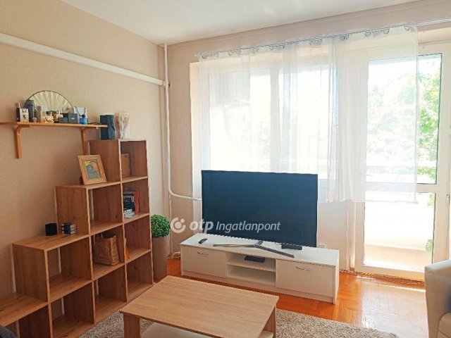 Eladó panellakás, Budapesten, XI. kerületben 52.5 M Ft, 1 szobás
