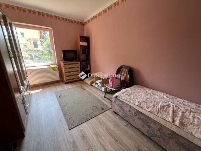 Eladó családi ház, Veszprémben 150 M Ft, 4 szobás