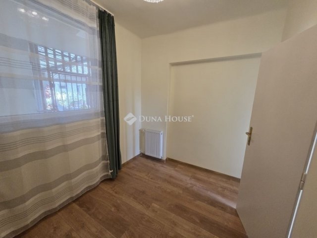 Eladó téglalakás, Budapesten, VIII. kerületben 84.9 M Ft