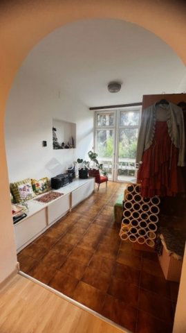 Eladó családi ház, Sárbogárdon 65.9 M Ft, 5 szobás