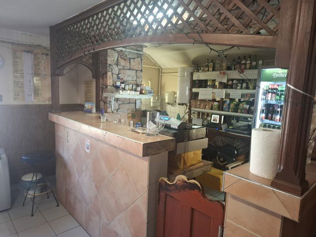 Eladó üzlethelyiség, Tótkomlóson 16.9 M Ft, 1 szobás