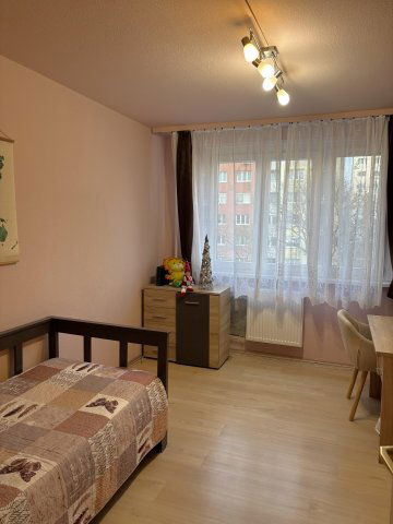 Eladó panellakás, Budapesten, III. kerületben 76 M Ft, 3 szobás