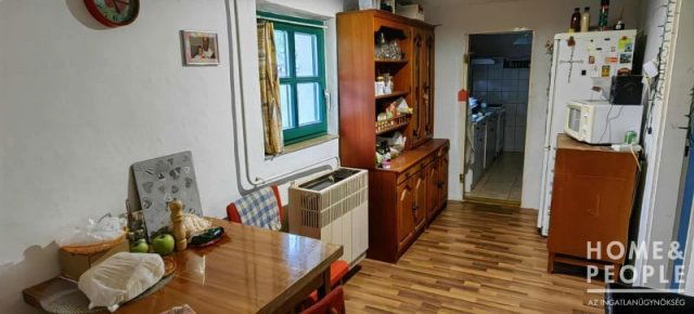 Eladó családi ház, Tiszaszigeten 31.99 M Ft, 3 szobás