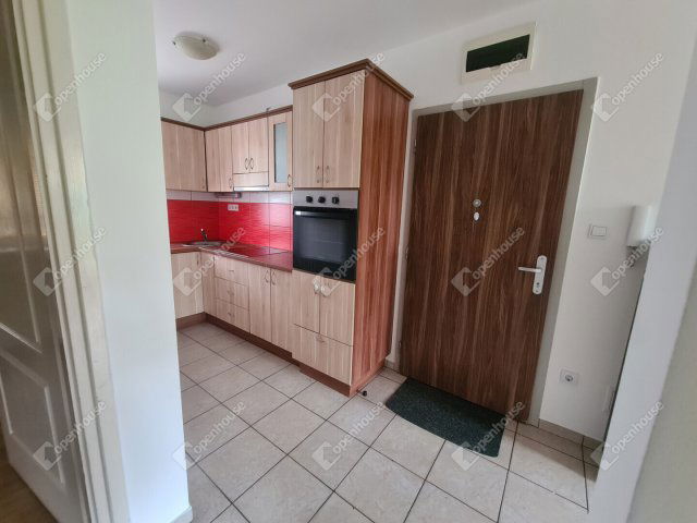 Eladó téglalakás, Mosonmagyaróváron 64.99 M Ft, 3 szobás