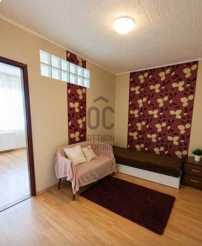 Eladó panellakás, Zalaegerszegen 36.2 M Ft, 3 szobás