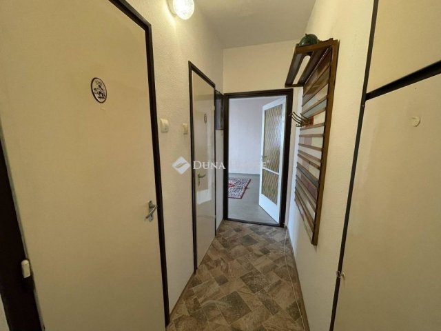 Eladó panellakás, Kecskeméten 41.5 M Ft, 2 szobás