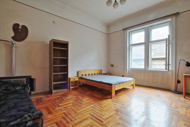 Eladó téglalakás, Budapesten, VI. kerületben 69.9 M Ft