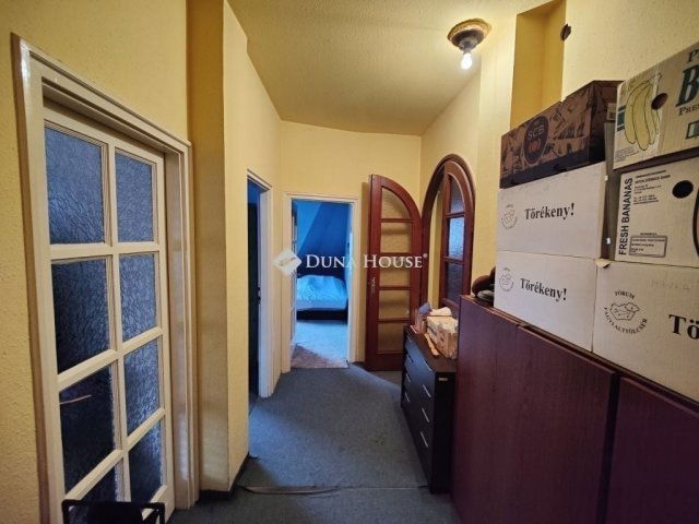 Eladó ikerház, Vecsésen 110 M Ft, 6 szobás