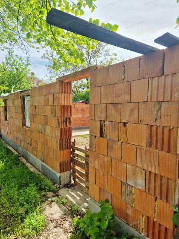 Eladó családi ház, Törökszentmiklóson 24.99 M Ft