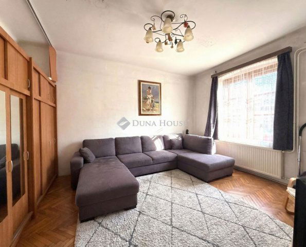 Eladó ikerház, Budapesten, XI. kerületben 215 M Ft, 7 szobás