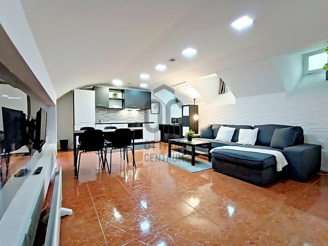 Eladó téglalakás, Budapesten, VII. kerületben, Nefelejcs utcában