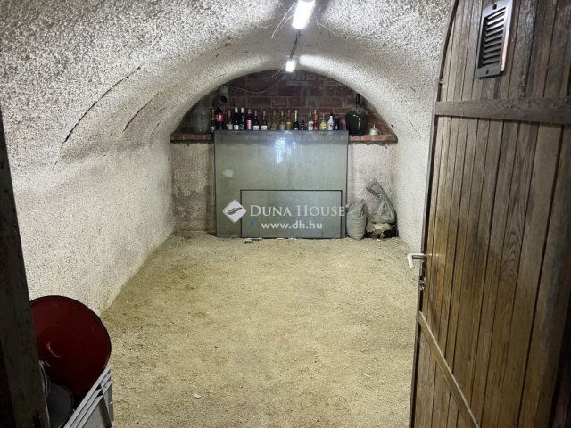 Eladó családi ház, Fehérvárcsurgón 72.5 M Ft, 4 szobás