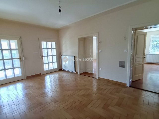 Eladó családi ház, Kecskeméten 97.9 M Ft, 3 szobás